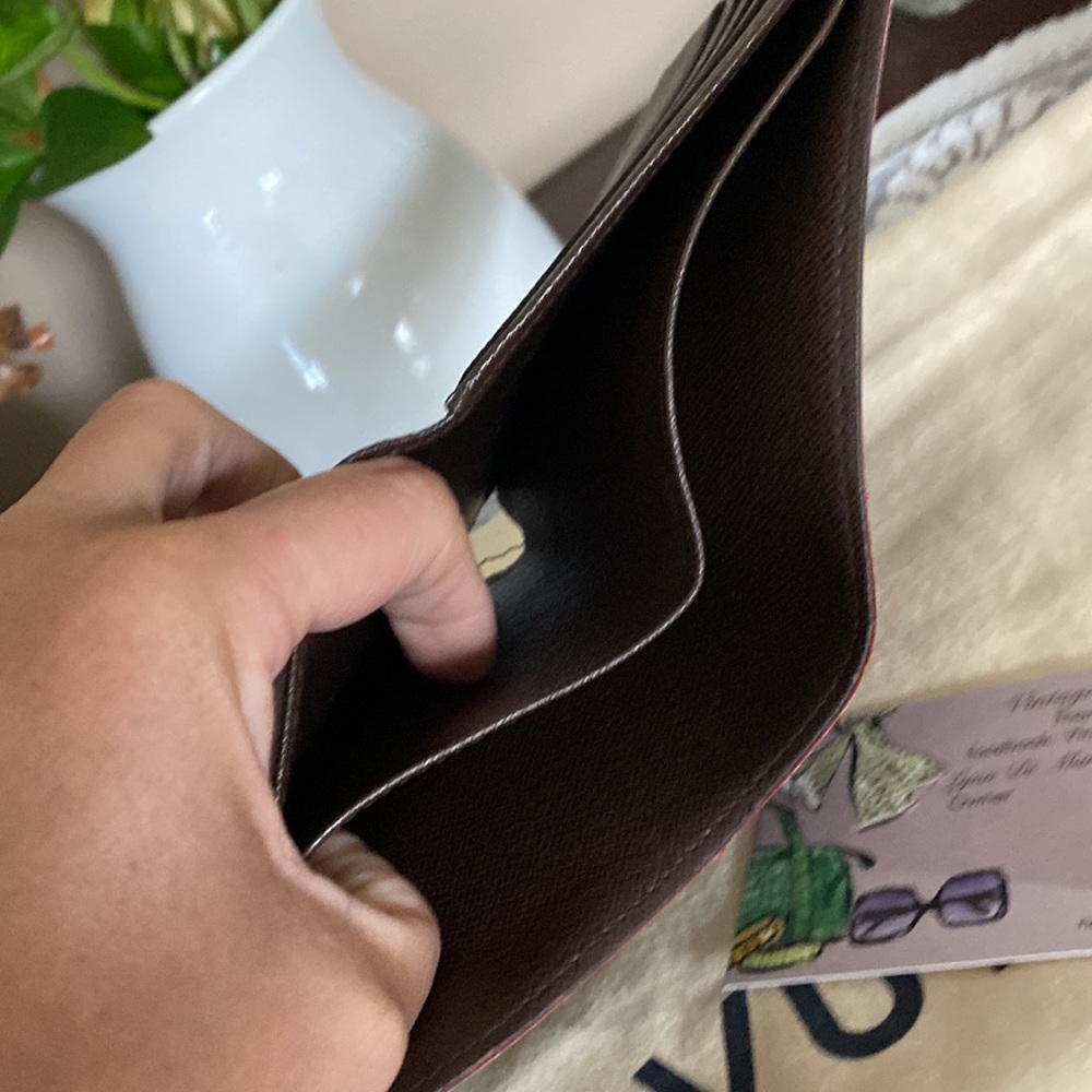 Wallet - Picture 8 of 13